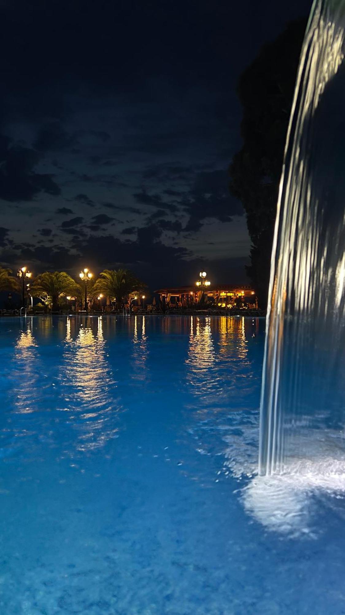Luxury Oasis Apartment Chakvi Kültér fotó