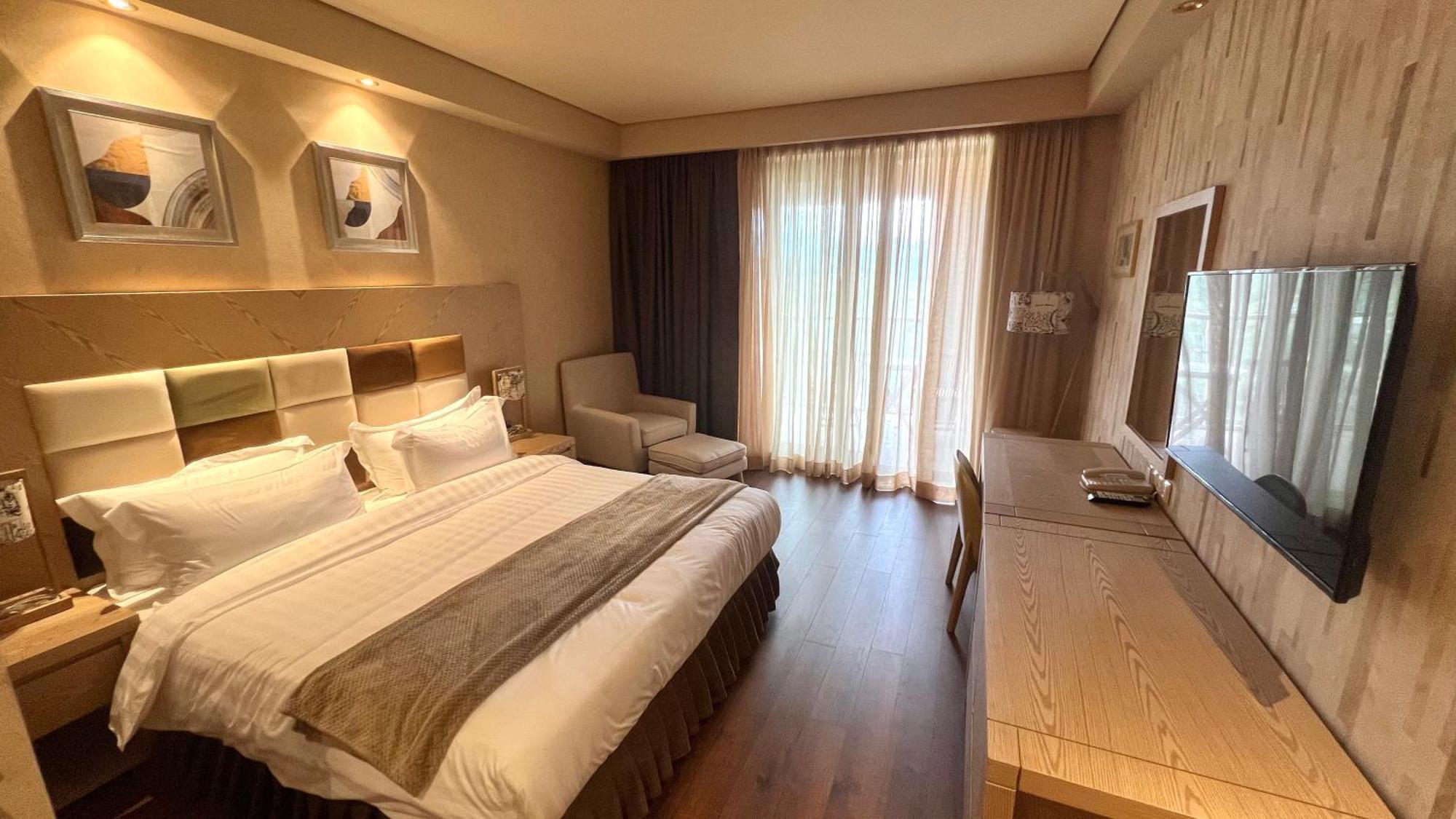 Luxury Oasis Apartment Chakvi Szoba fotó