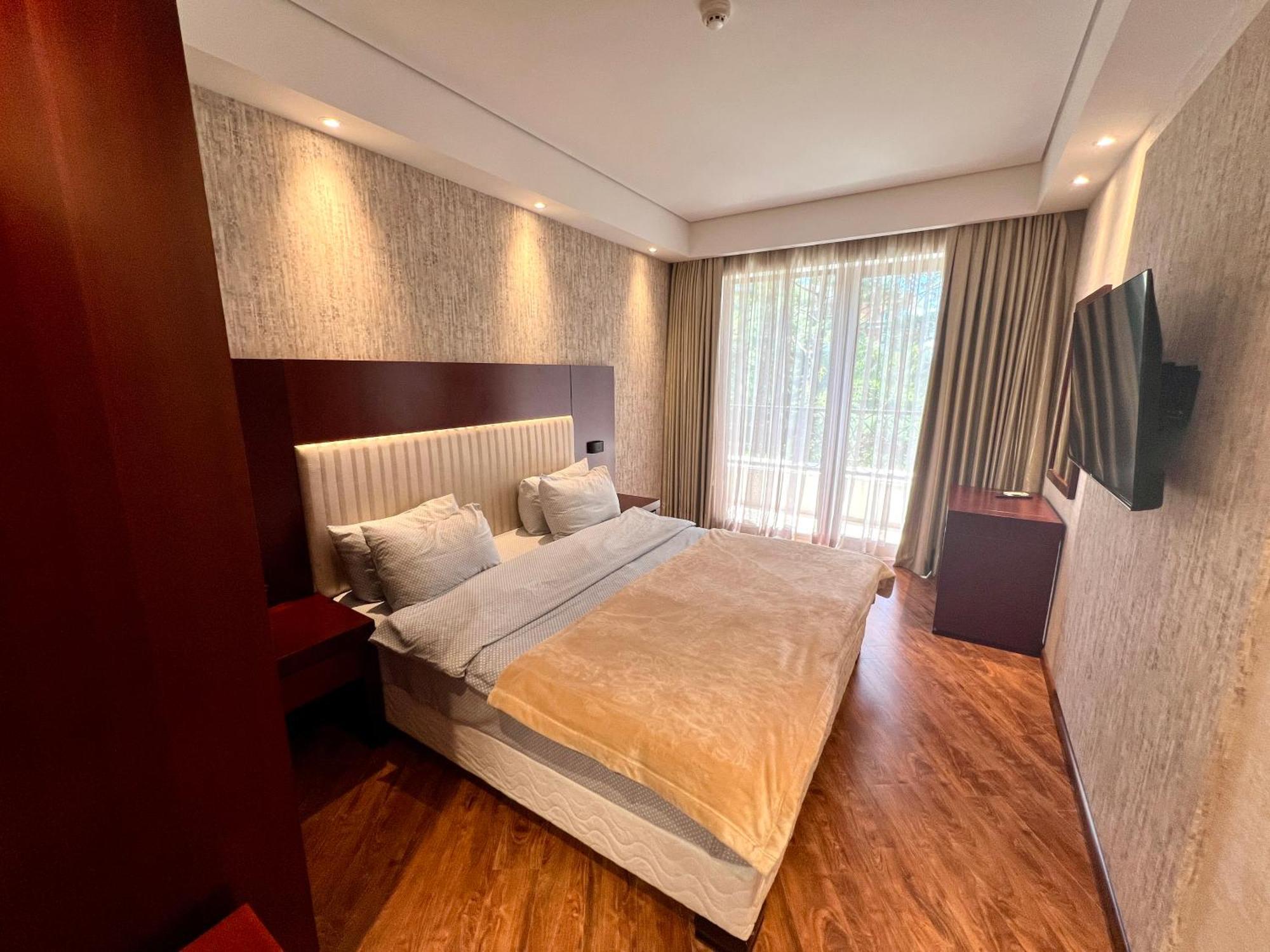 Luxury Oasis Apartment Chakvi Szoba fotó