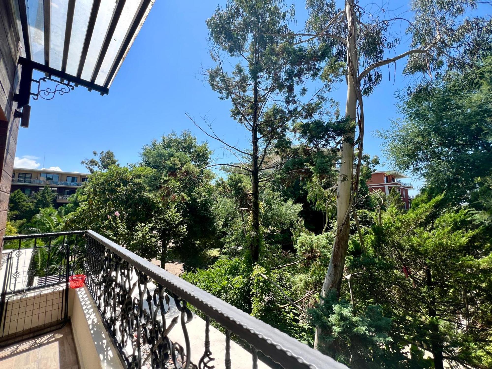 Luxury Oasis Apartment Chakvi Szoba fotó