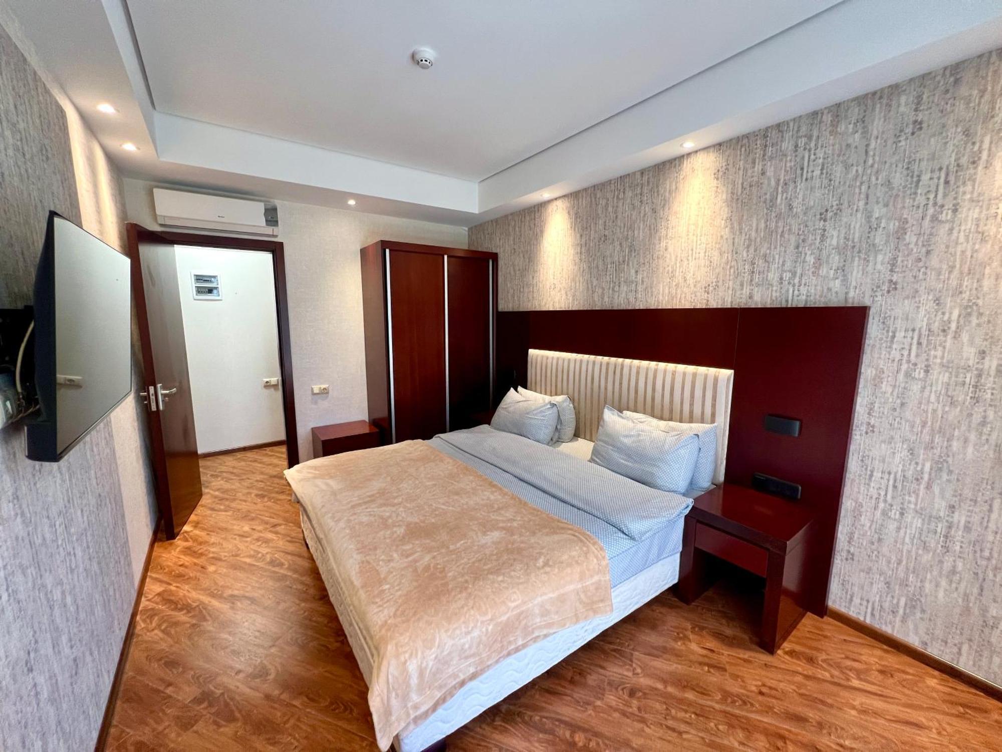 Luxury Oasis Apartment Chakvi Szoba fotó